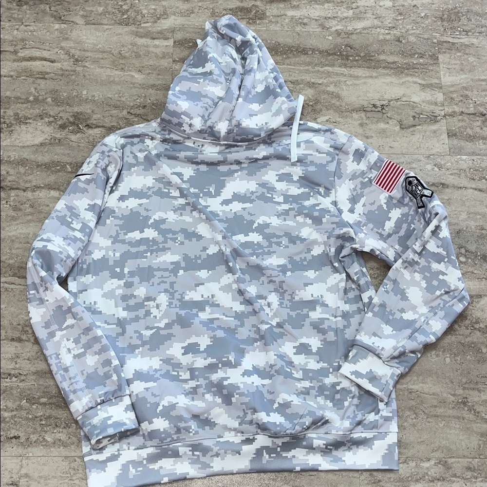 GreenBay Packers NFL Gray Camouflage Hoodie NWT - Picture 6 of 7